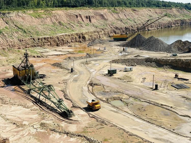 карьер гралево