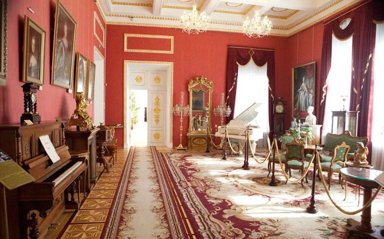 дворец румянцевых и паскевичей