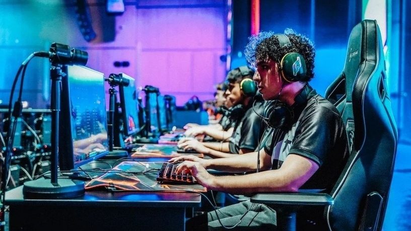 Фиджитал-спорт, компьютеры