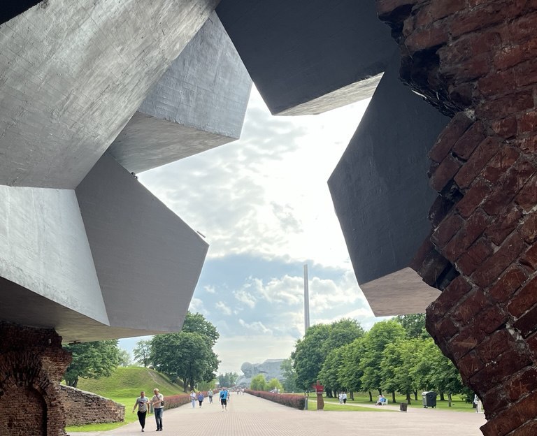 главный вход "Звезда" Брест Брестская крепость