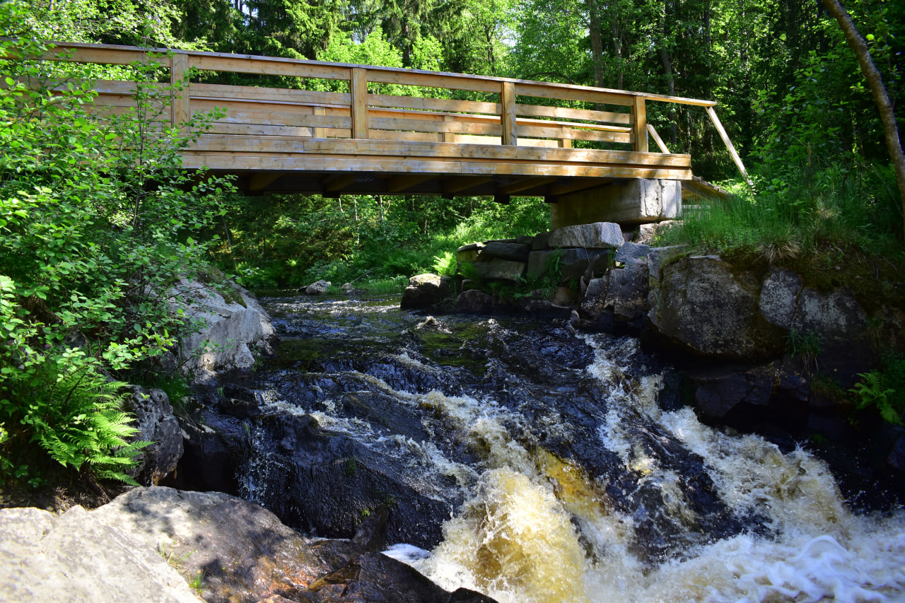 Нижний Койриноя река водопад Карелия