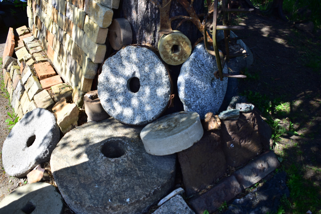 Карелия Кирпичный дворик Юляристиоя