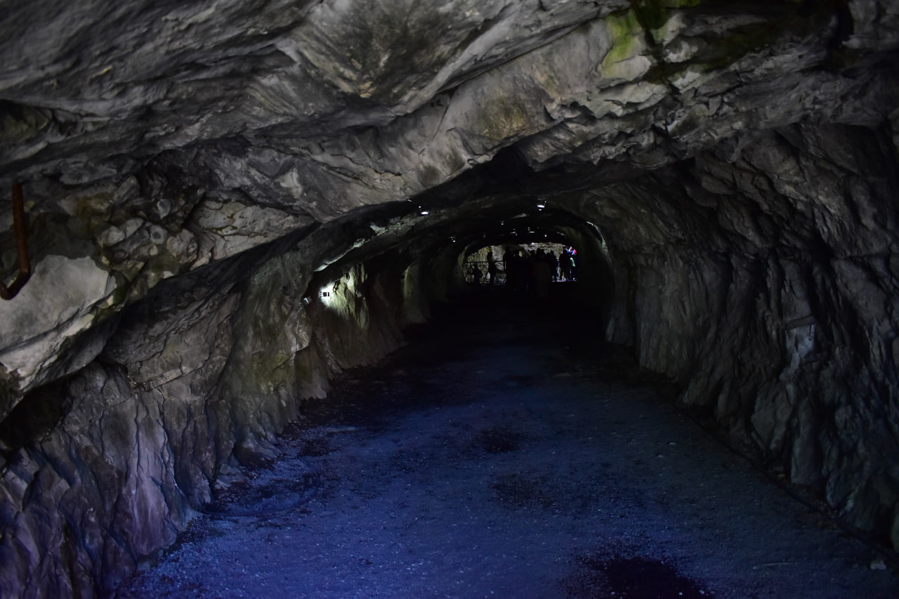 Рускеала пещера