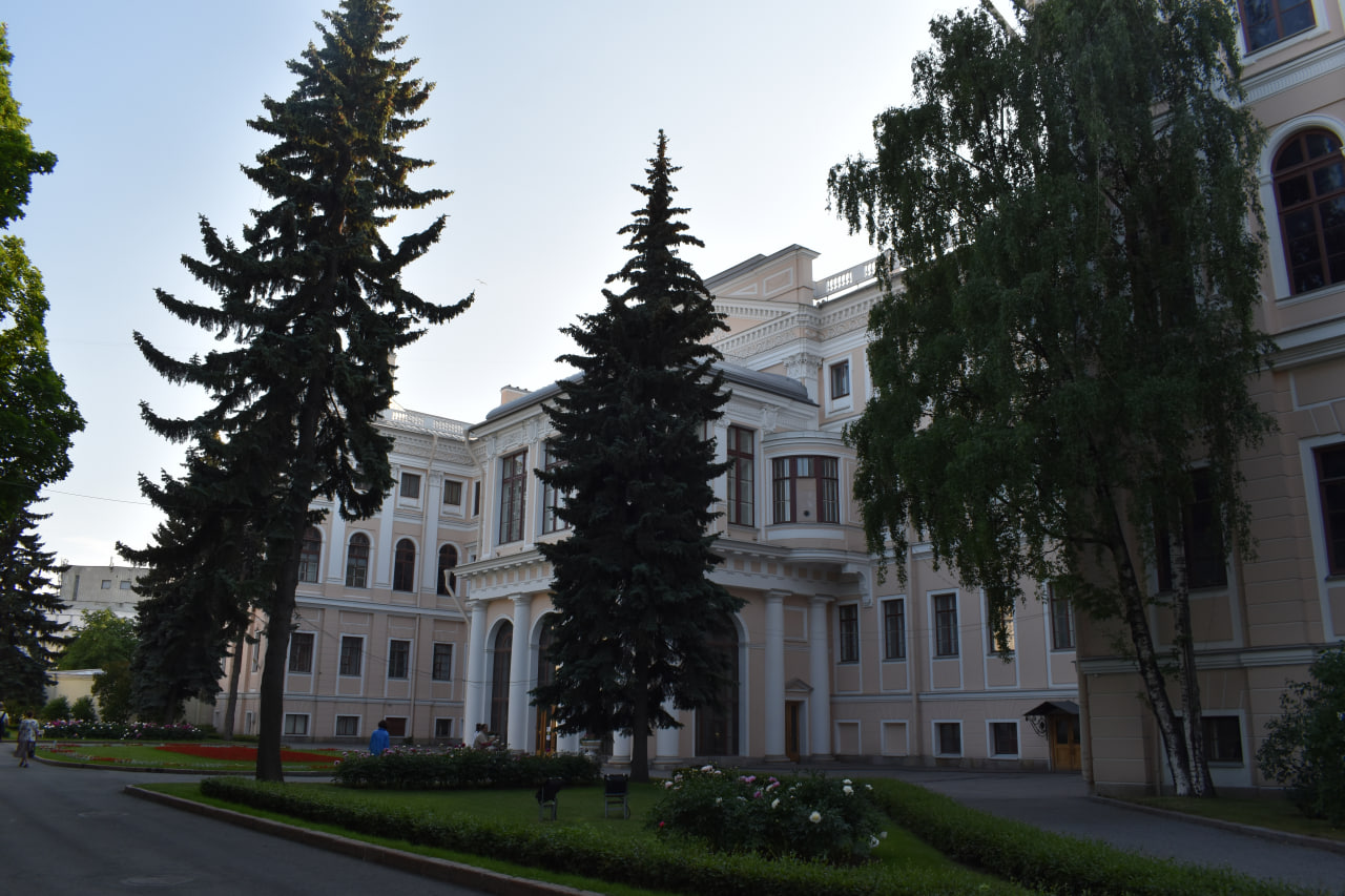 Санкт-Петербург 