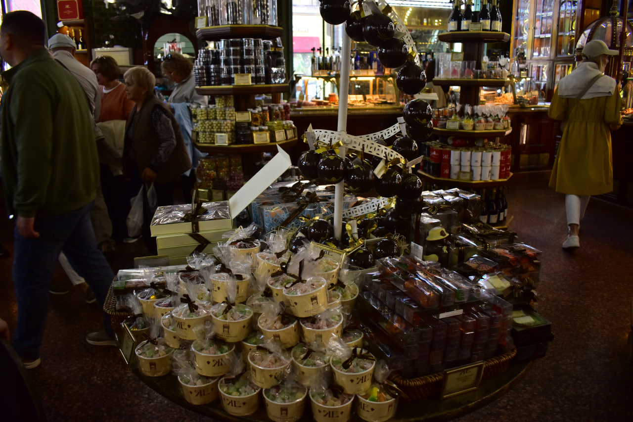 Санкт-Петербург Торговый дом братьев Елисеевых