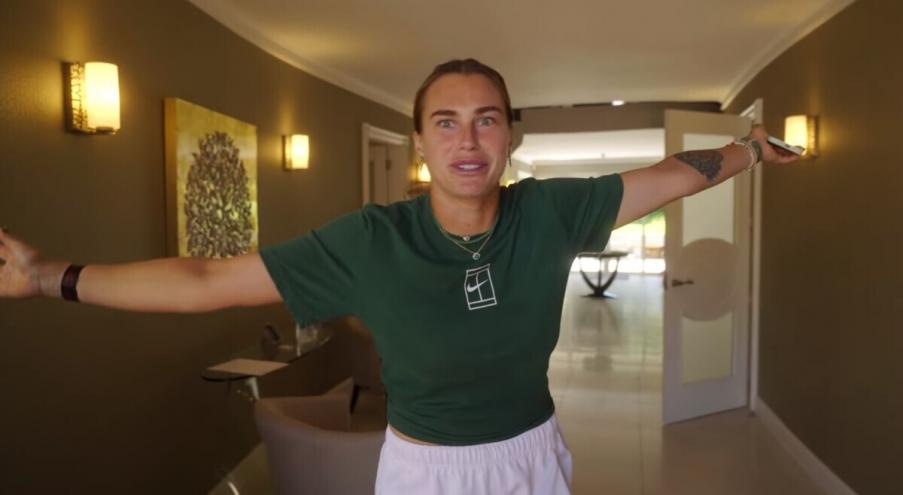 Соболенко Арина канал блог