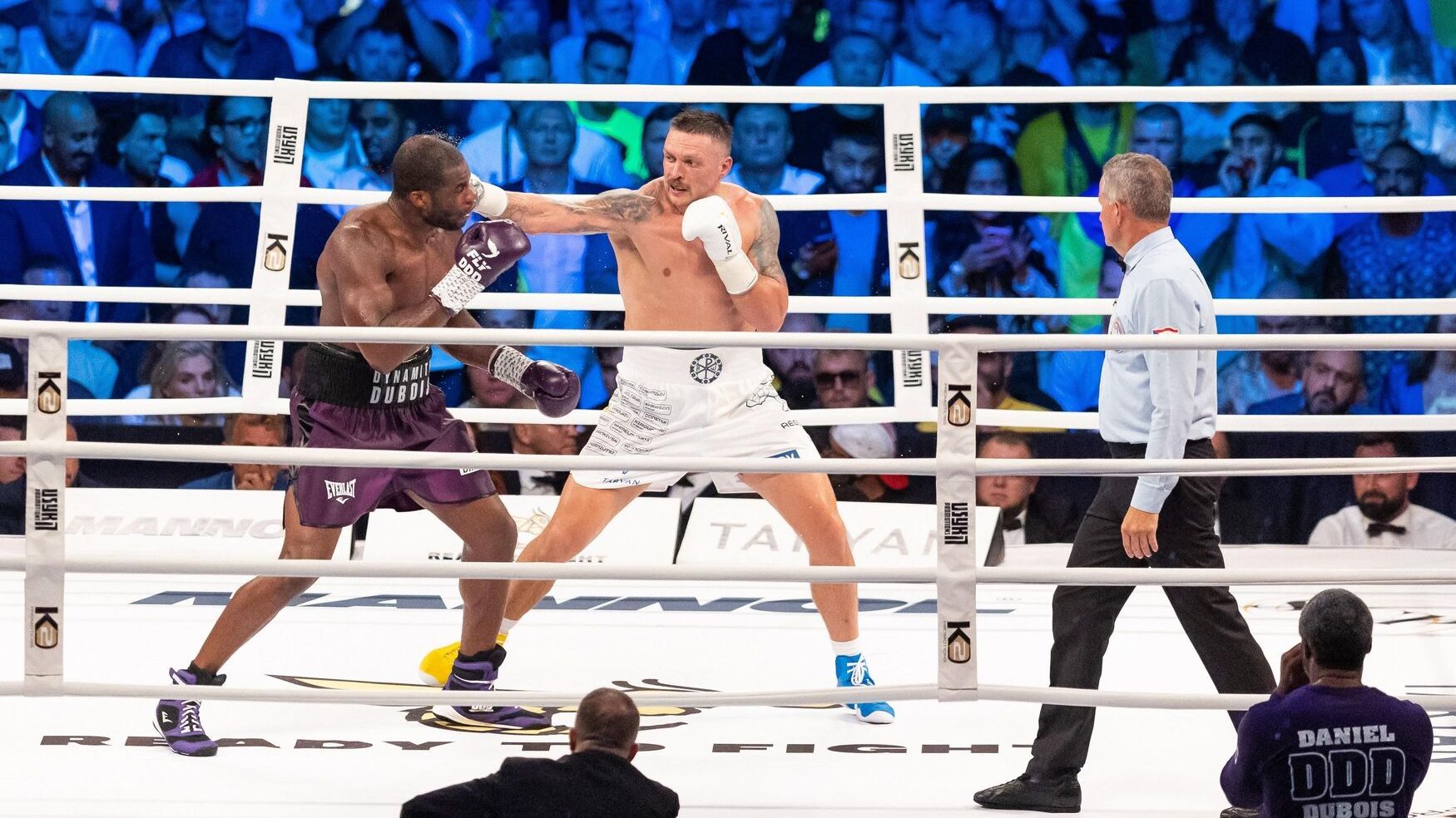 Усик - Дюбуа, первый бой