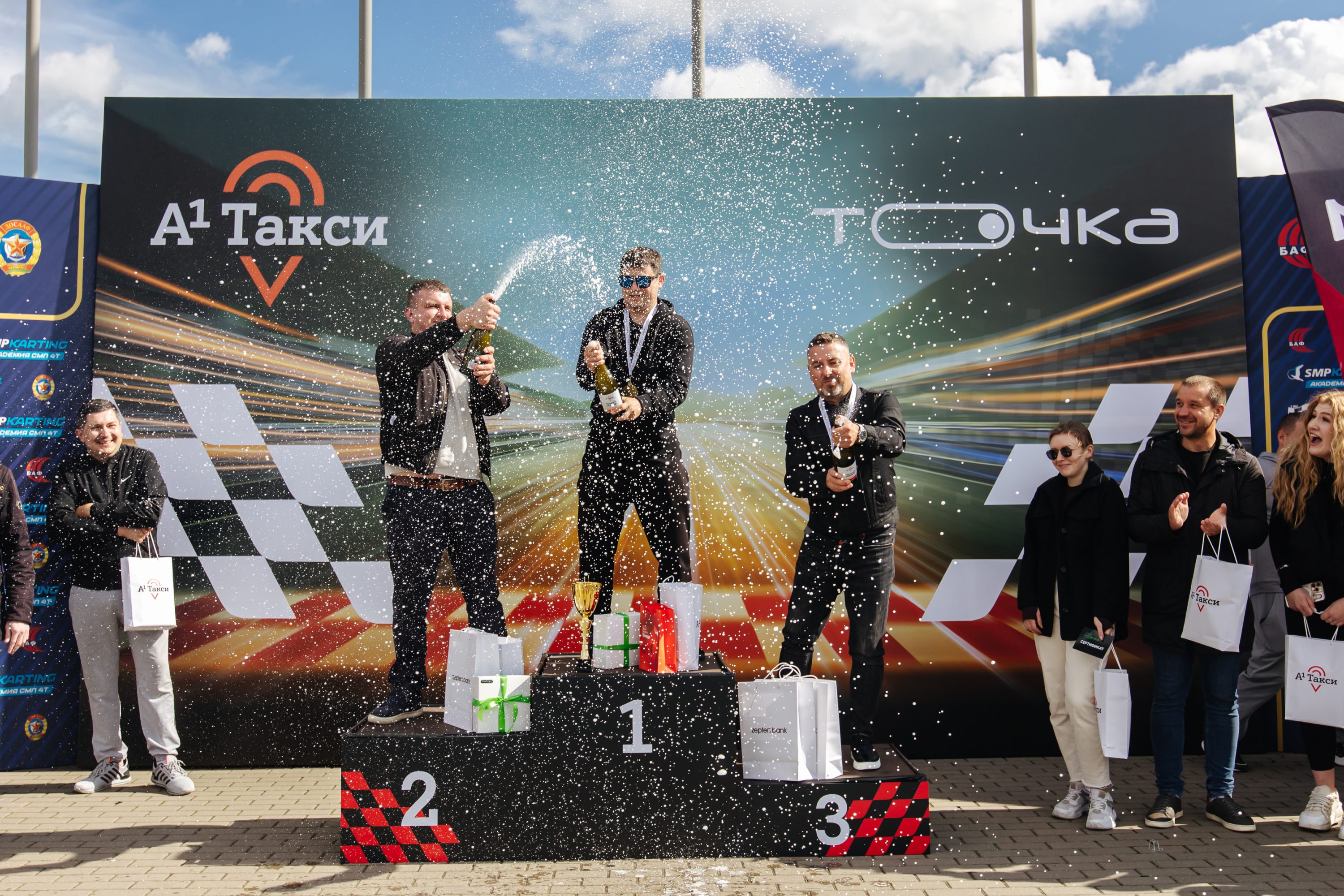 Победители соревнований А1 Такси