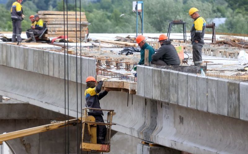 Как идет ремонт моста в Мозыре 