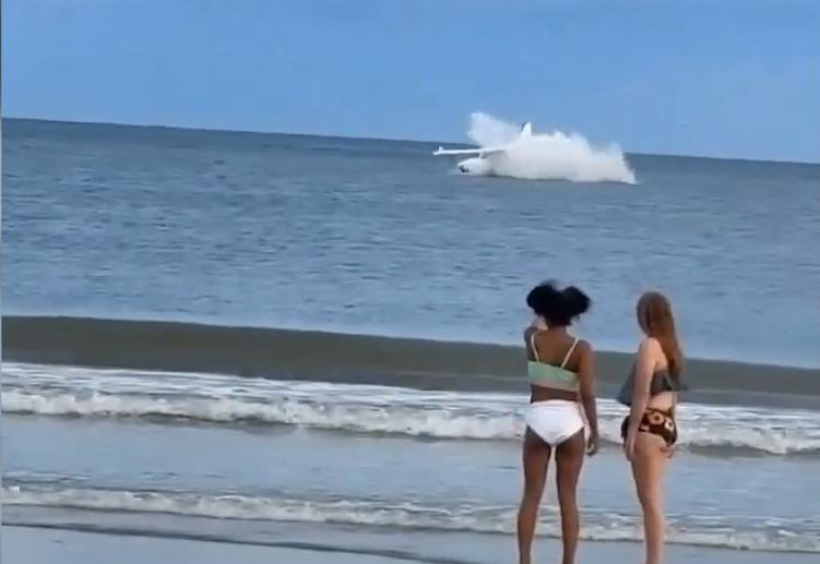 Падение самолета