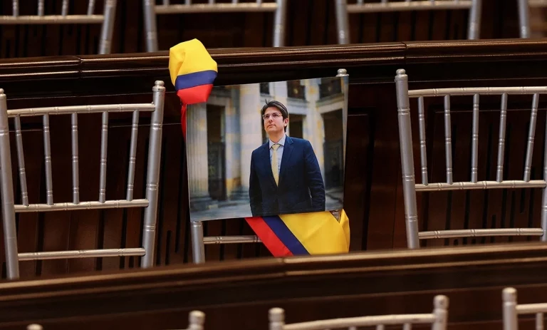 Урибе Турбай умер