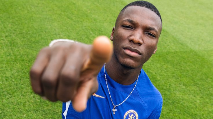 Мойсес Кайседо