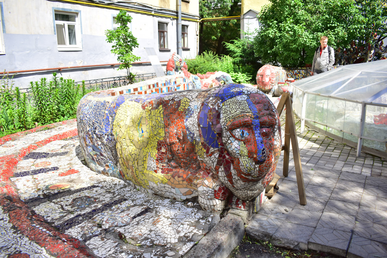 Санкт-Петербург Мозаичный дворик