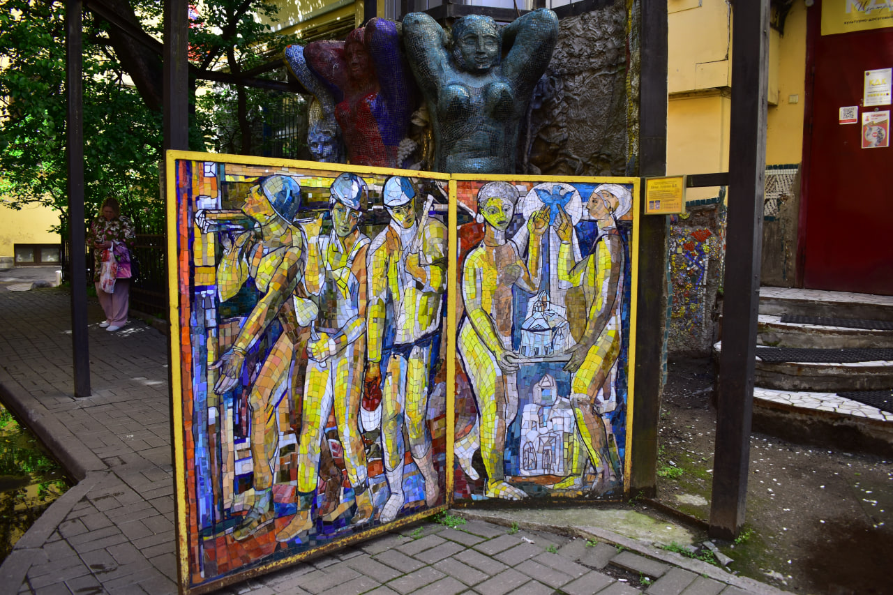 Санкт-Петербург Мозаичный дворик