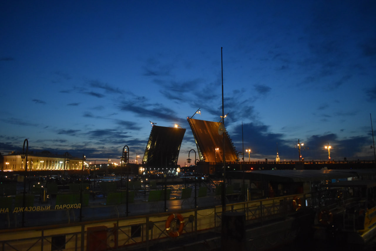 Санкт-Петербург разводка мостов