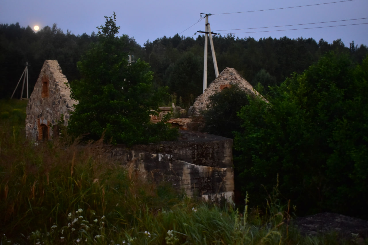 поход туристы туризм мельница