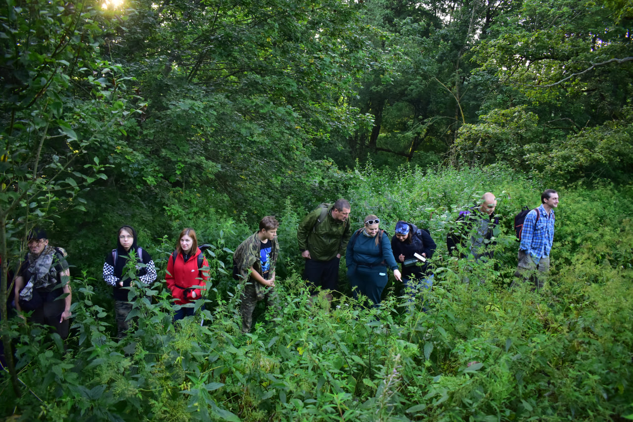 поход туристы туризм 