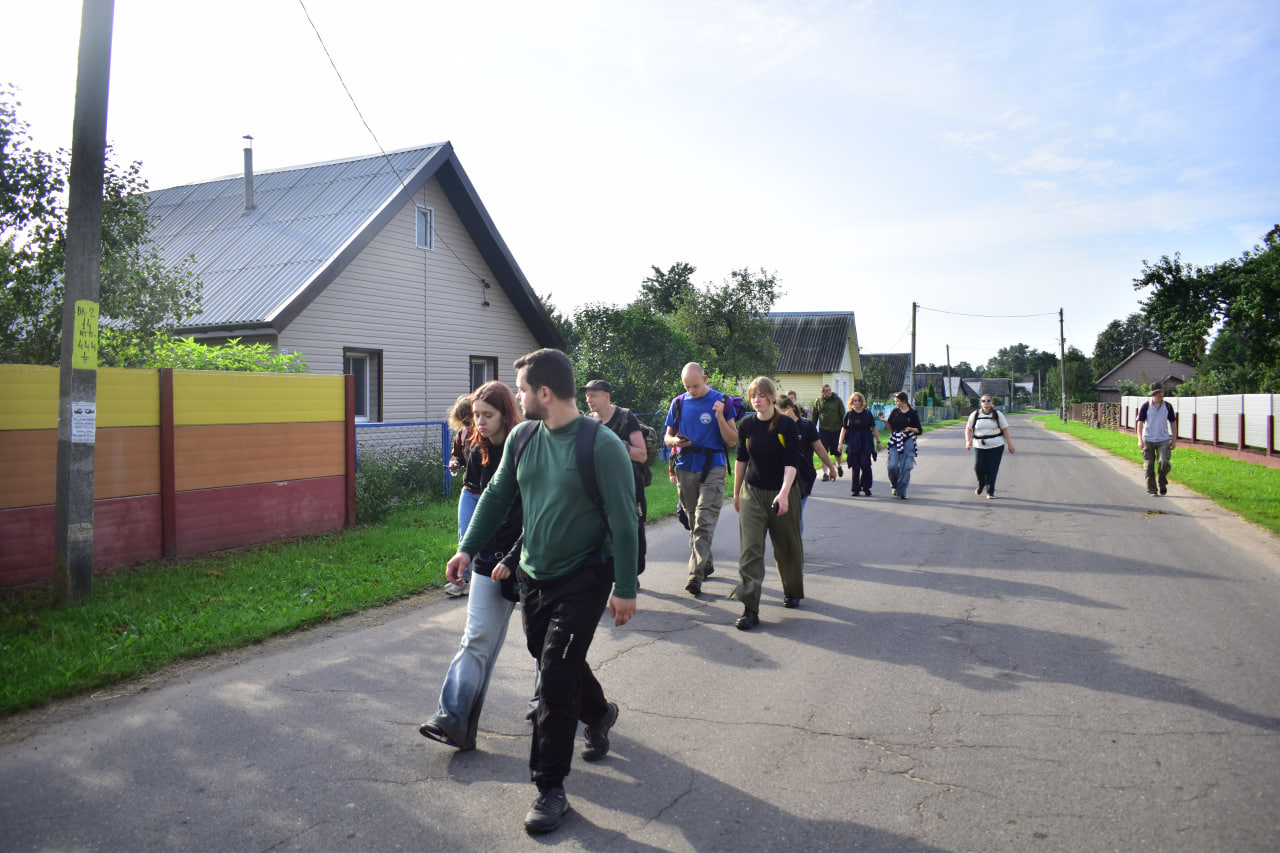 поход туристы туризм Городок