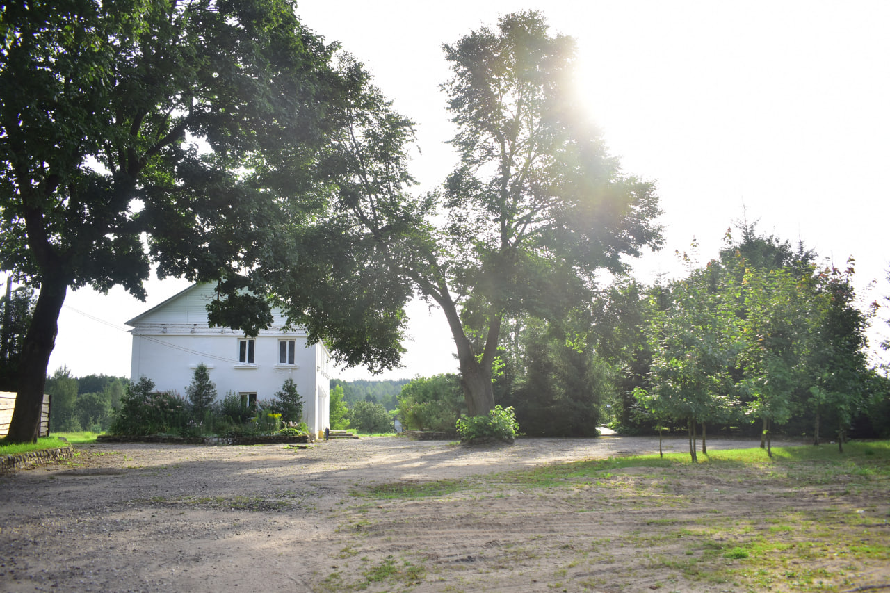 поход туристы туризм Городок синагога гетто