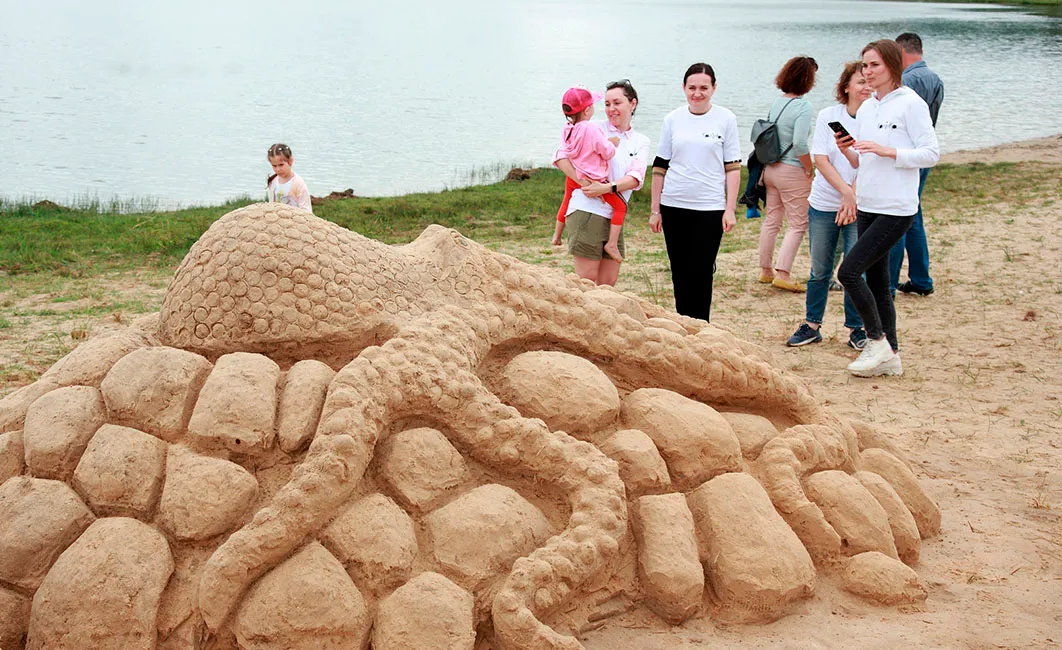 фигура из песка