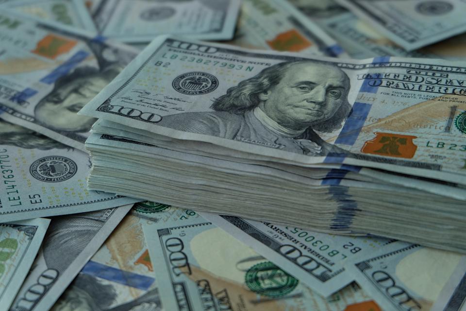 Доллары США