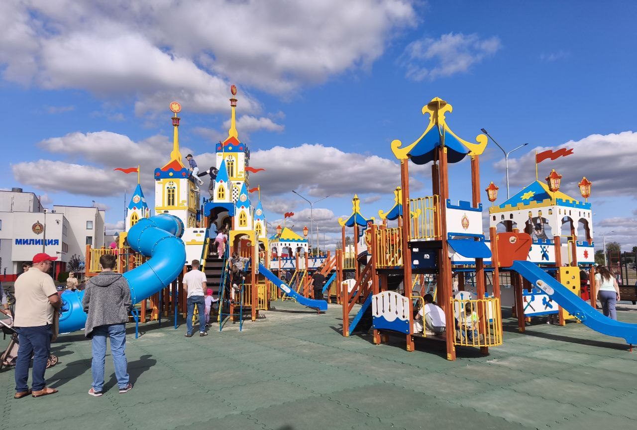 В Гомеле открылись пять новых детских площадок: делимся впечатлениями