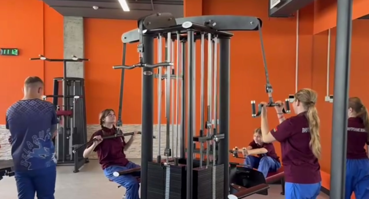 ФОК Мандарин тренажерный зал