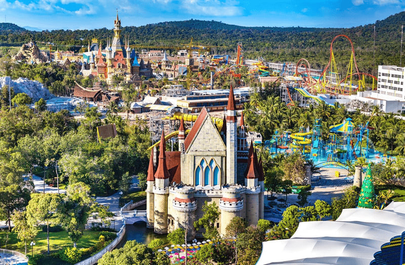 Фукуок Вьетнам парк аттракционов