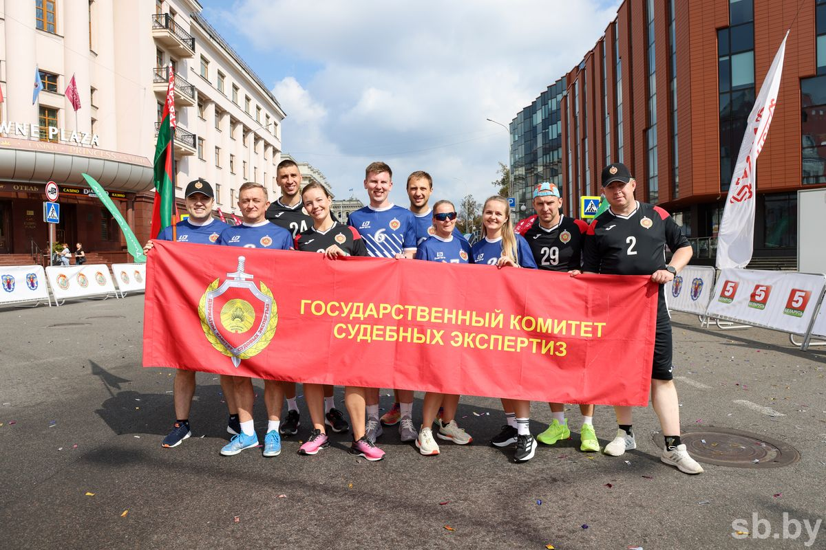 команда Государственного комитета судебных экспертиз.