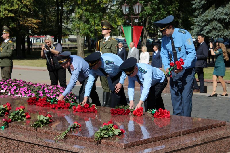 возложение 