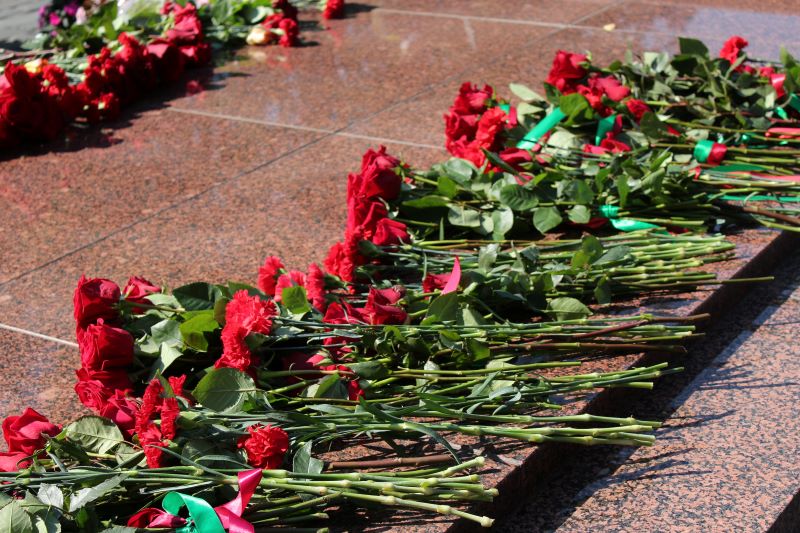 цветы возложение