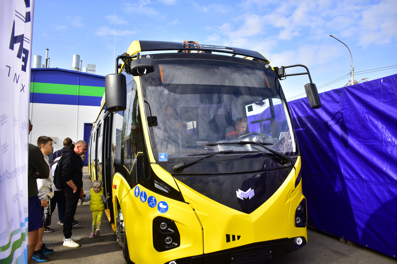 БКМ Холдинг Белкоммунмаш завод автобус