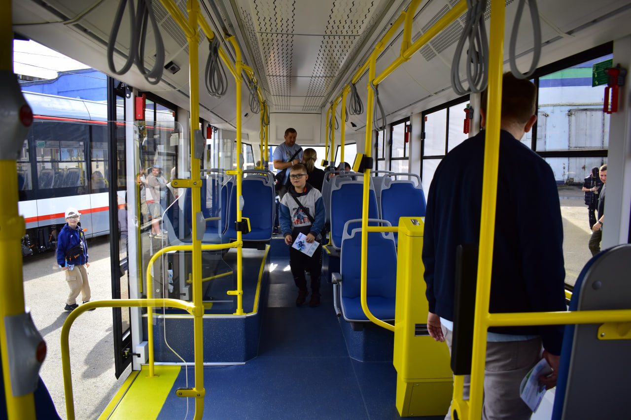 БКМ Холдинг Белкоммунмаш завод трамвай