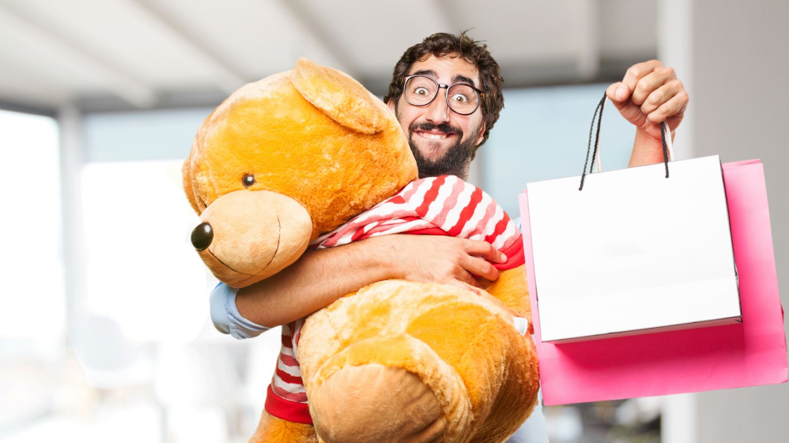 папа купил подарки