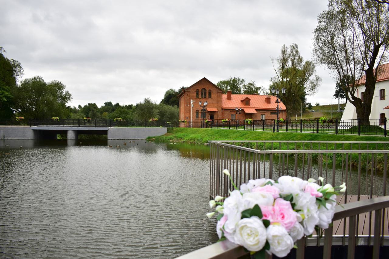 Лошицкий комплекс река