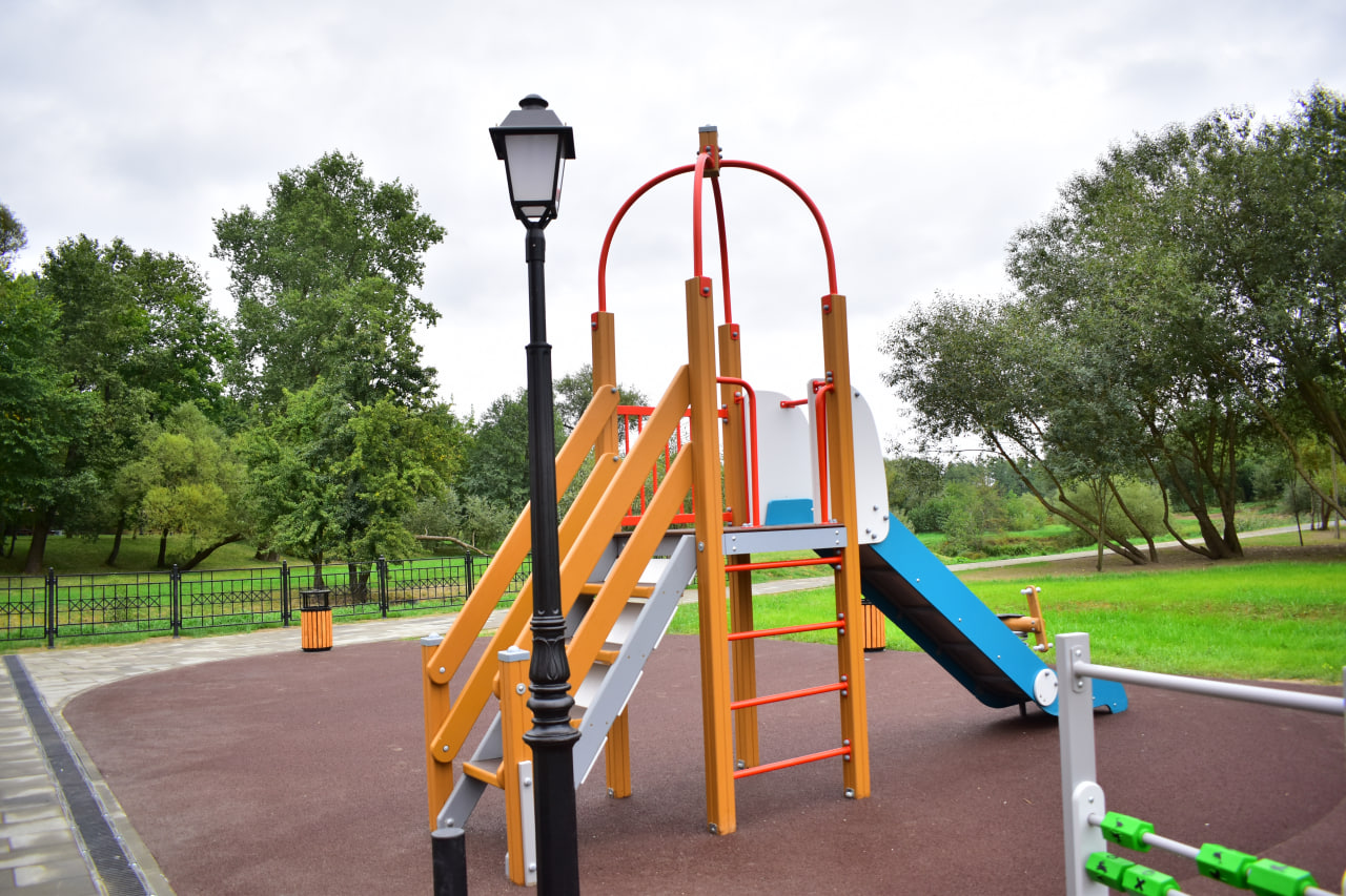 Лошицкий детская площадка