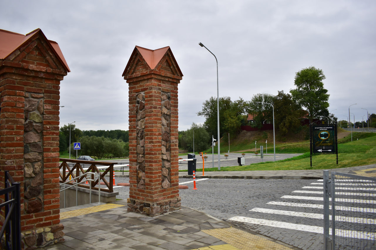 входная группа Лошицкий