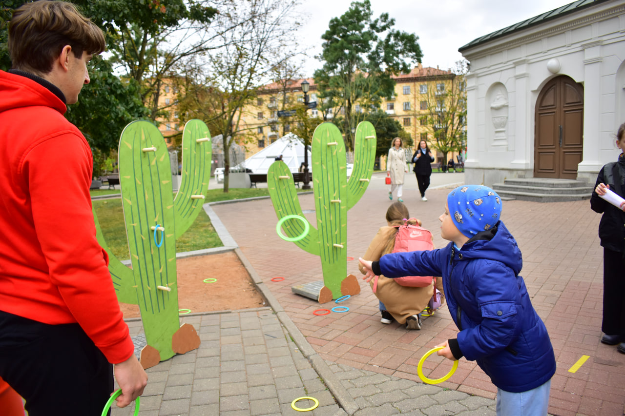 Мексика фестиваль кактусы игры