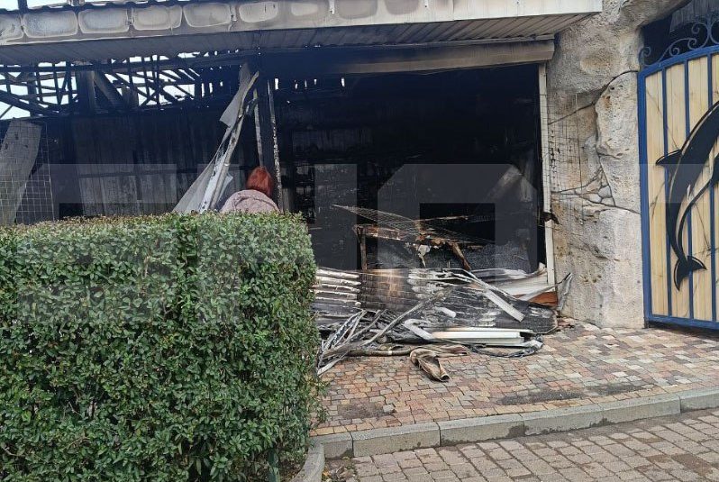 Сгоревший зоопарк Ейска