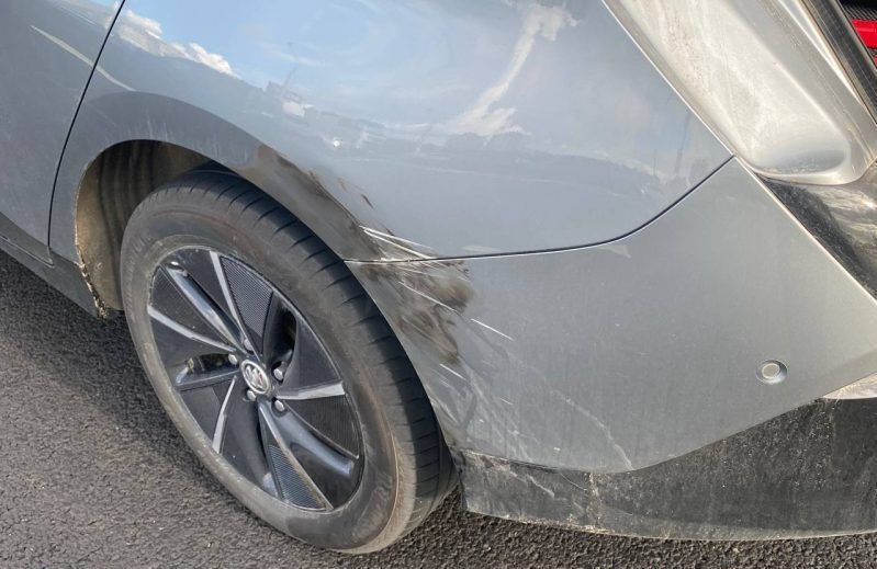 Пострадавший автомобиль в ДТП