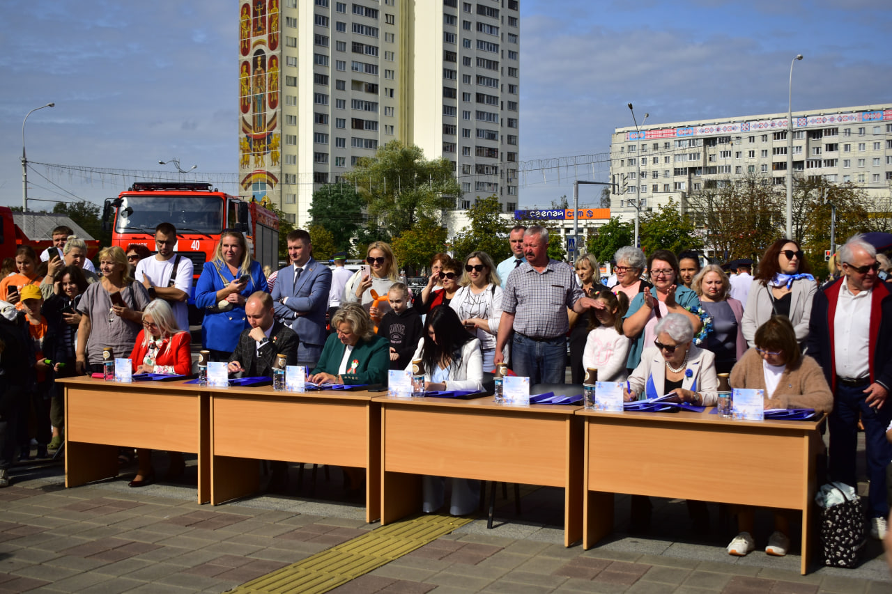 парад колясок