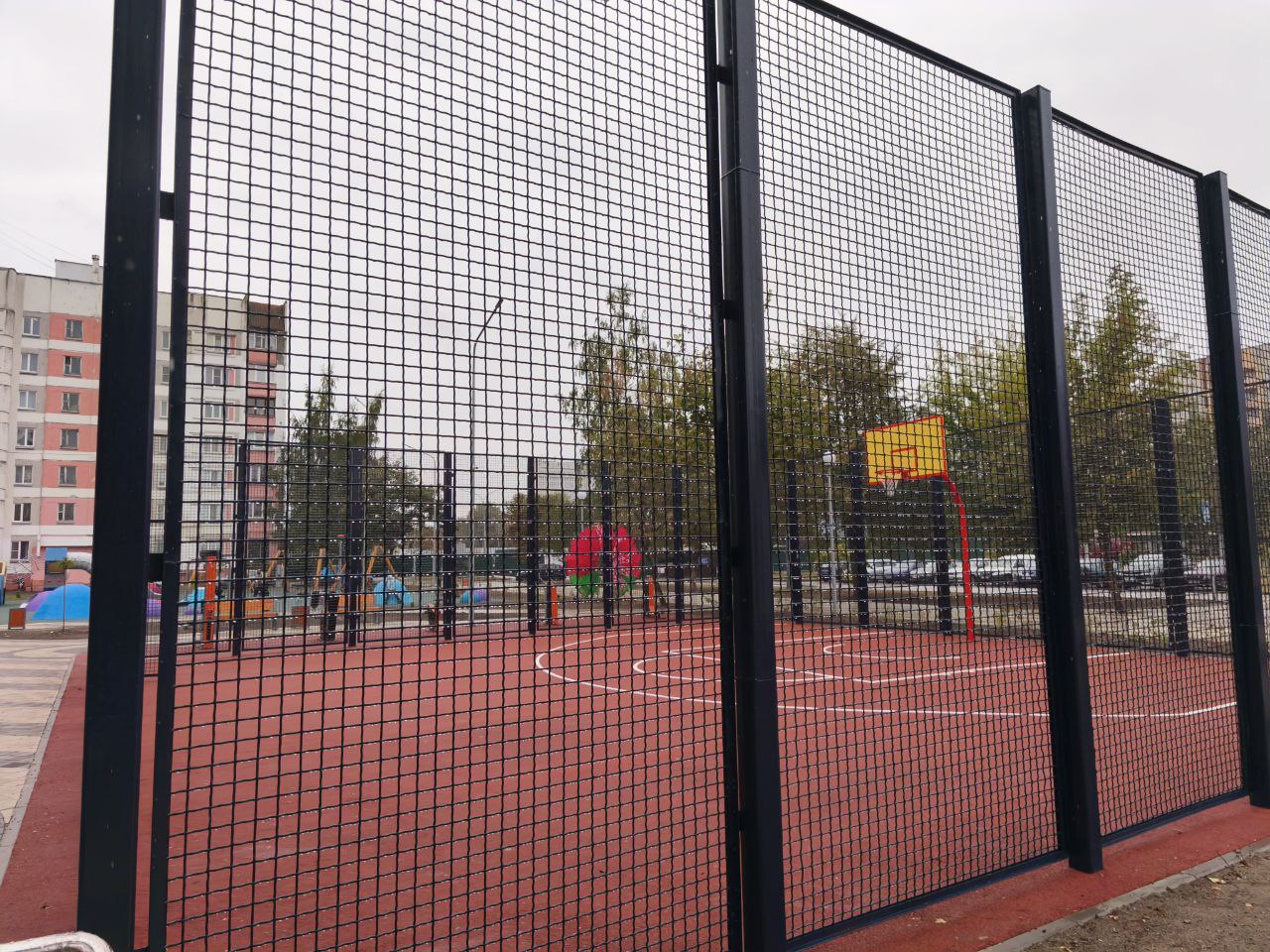 сквер энергетиков баскетбольная площадка