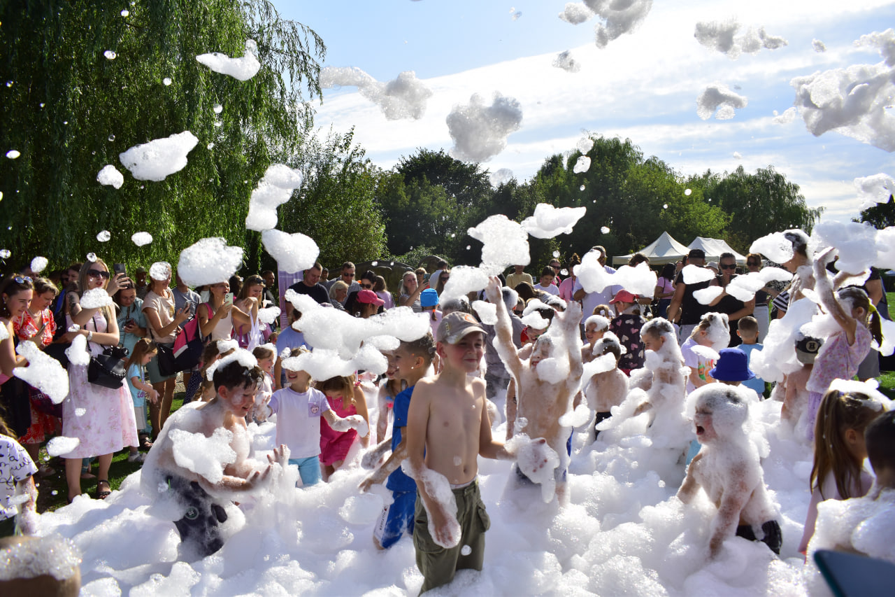 фестиваль Фэмили Фэст пенная вечеринка