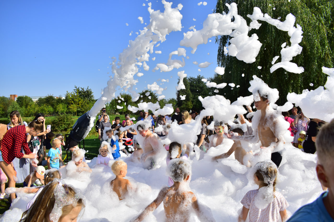 фестиваль Фэмили Фэст пенная вечеринка