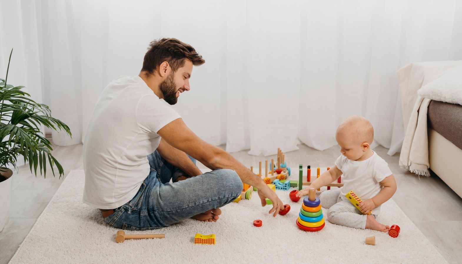 Папы тоже играют: как мужчины выбирают игрушки для детей в магазине «Играй с умом»