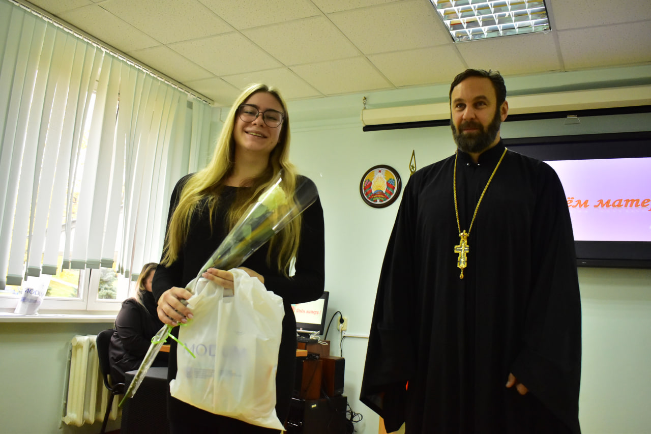 День матери поздравление отец Дионисий