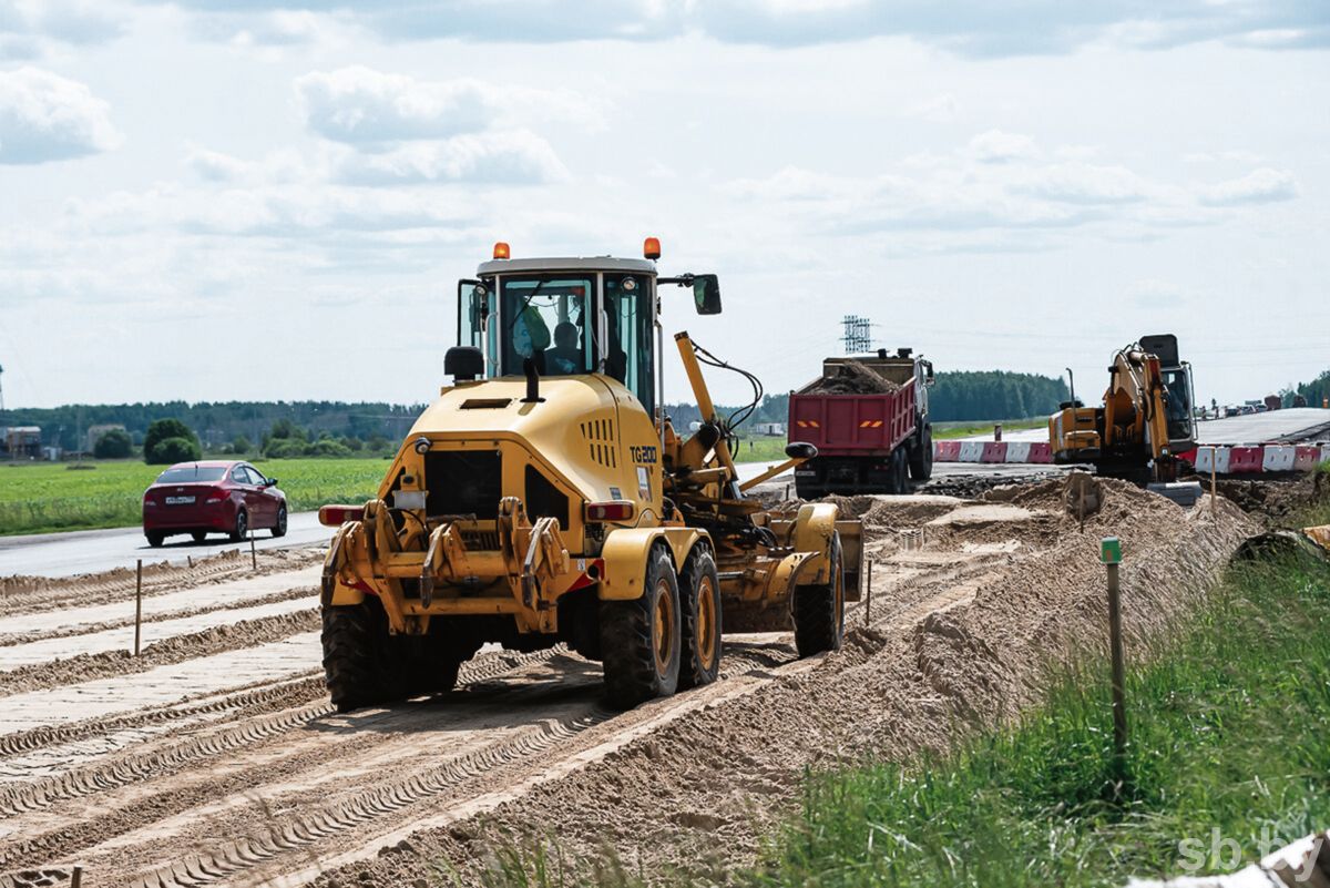 Дорожные работы на трассе М-10