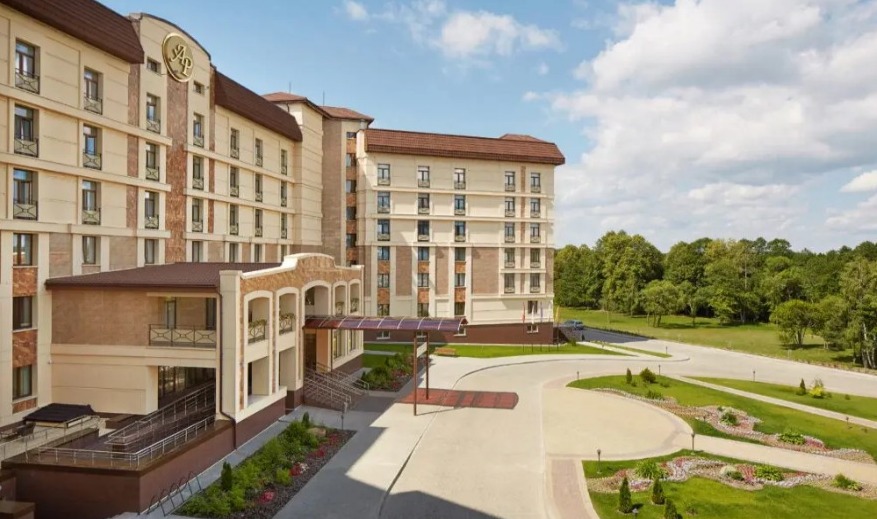 Санаторий «Альфа Радон» — главный корпус