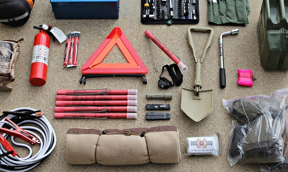 зимний аварийный набор