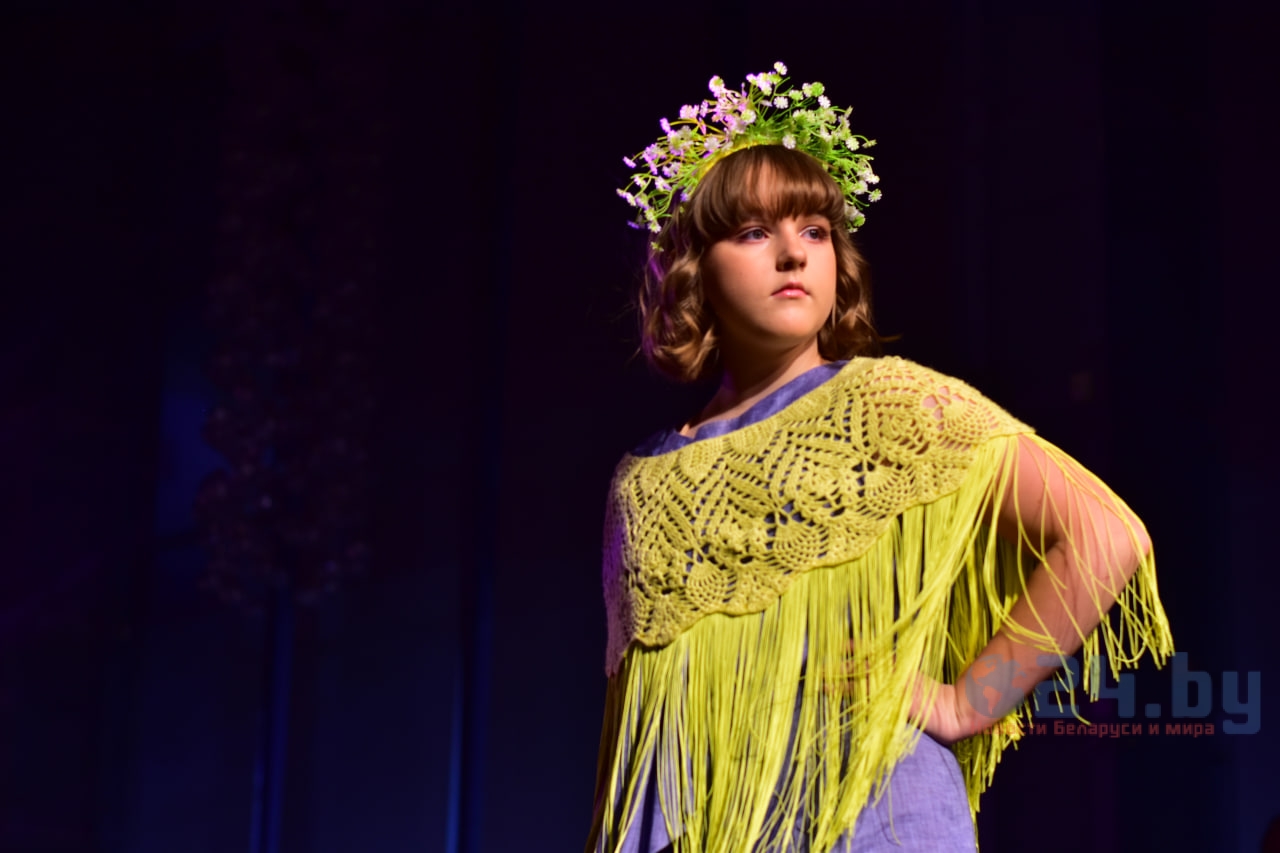 модель показ мод